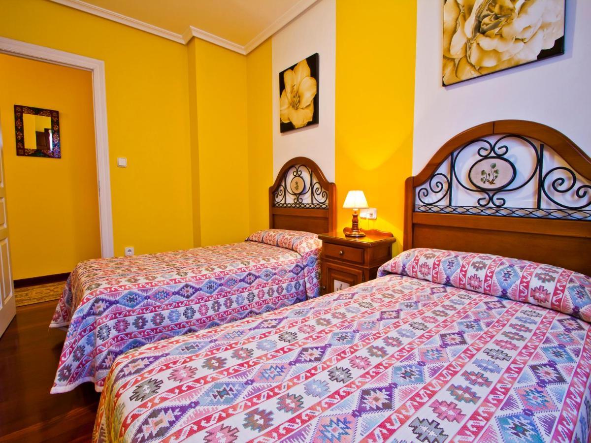 Apartamento El Rincon De Maria Santillana del Mar Bagian luar foto