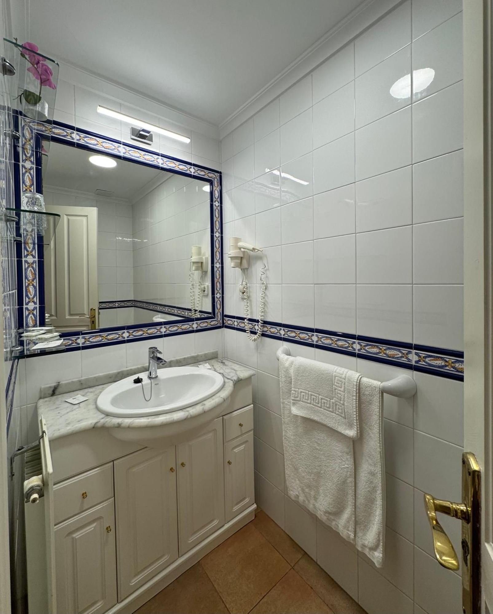 Apartamento El Rincon De Maria Santillana del Mar Bagian luar foto